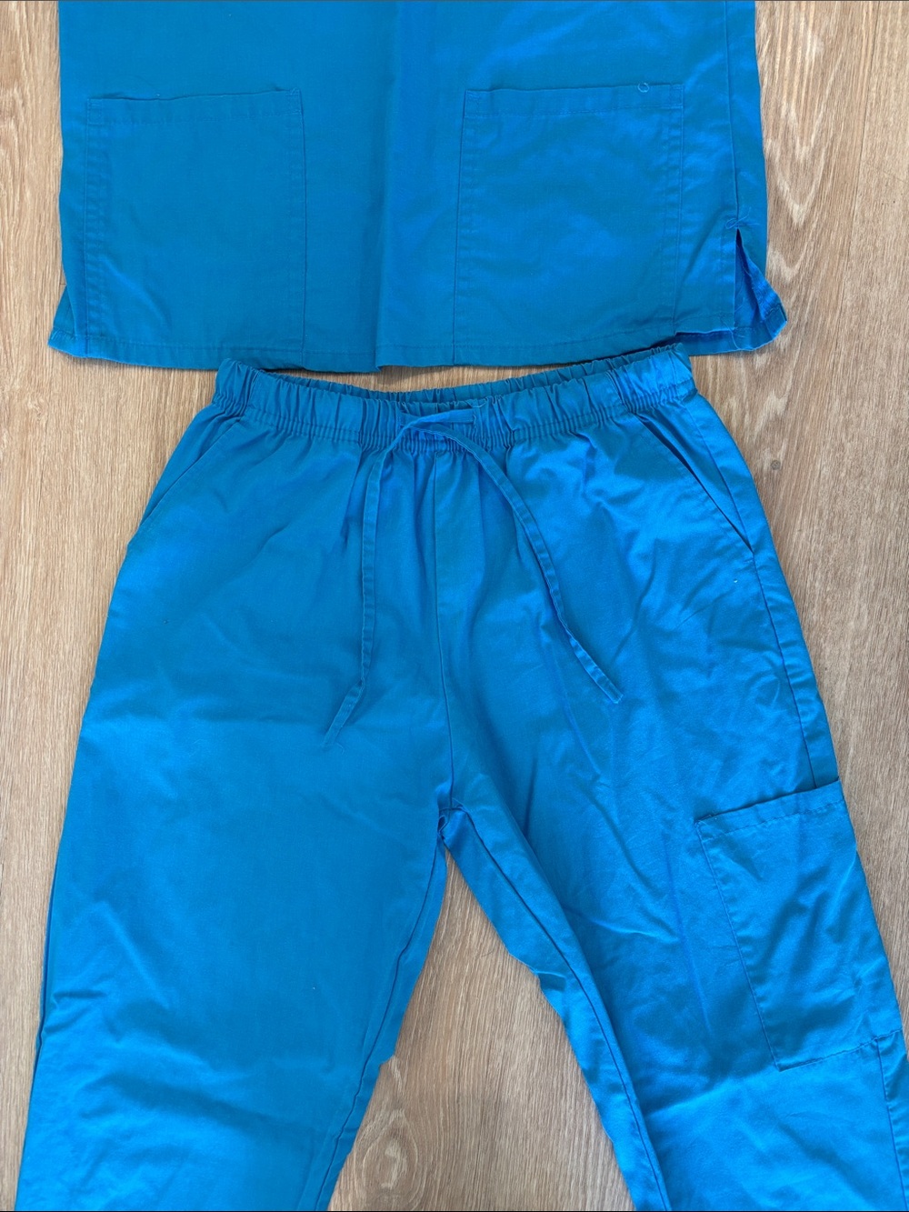 XS Blue Scrub Set - Picture 3 of 4